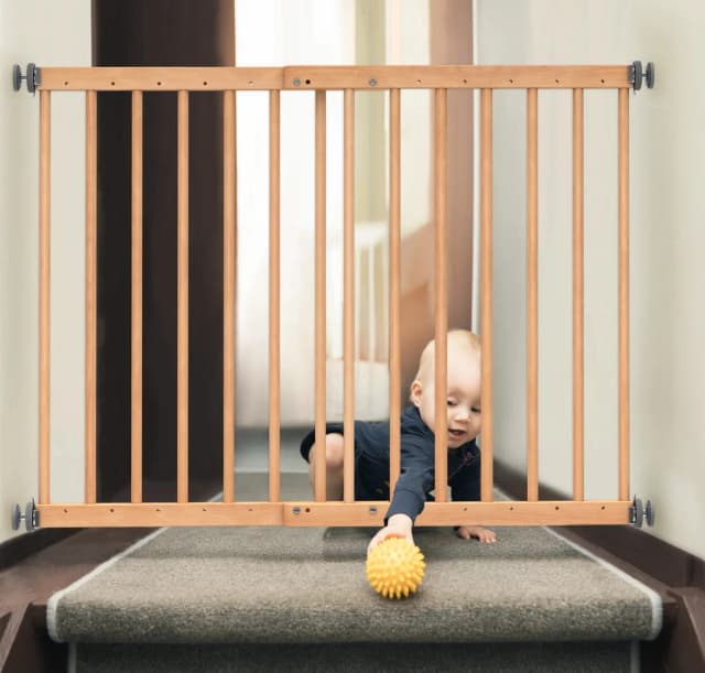 Jak zabezpieczyć schody bez balustrady, aby uniknąć wypadków? Jak zabezpieczyć schody bez balustrady, aby uniknąć wypadków?